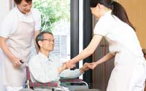 玄関先までお迎え